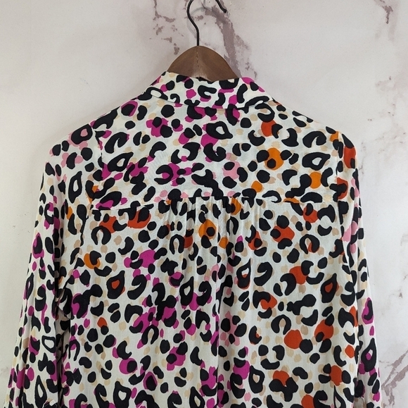 Chicos Shirt Womens Small 4 6 0 Button Up Vibrant Animal Leopard Cheetah Pink - Picture 6 of 12